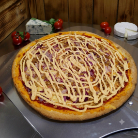 18. Pizza Maestro (1,3,7,10) 1000g 🥩🥓