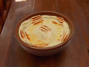 HOUMOUS