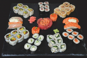 La Maxi Box (60 pièces) + 3 accompagnements