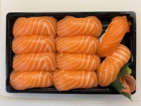 PLATEAU 10 Sushis Saumon