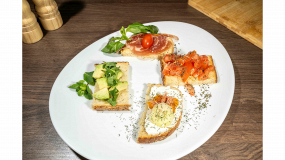 Bruschette  cu somon