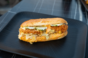 Long Crispy Chicken Burger 