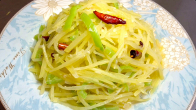 B34 gebratene Kartoffelstreifen 