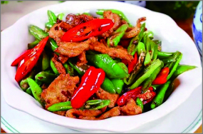 E10 Porc picant cu legume