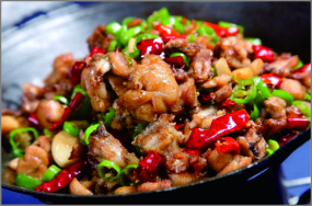 F04 Oală cu pui de baltă