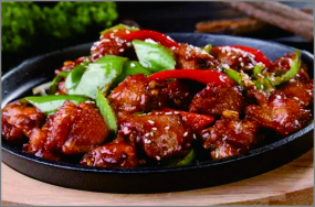 H08 Aripi de pui picante pe plită