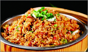 J03 Găleată din lemn cu orez