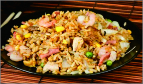 J04 Orez cu legume si fructe de mare 