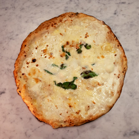 Quattro Formaggi Bianca