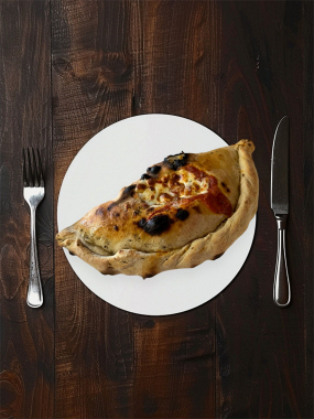 CALZONE 