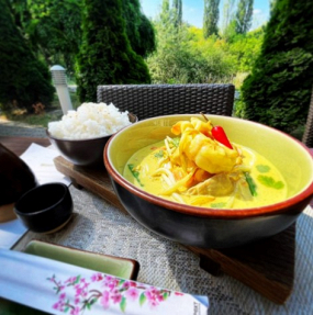 ŽLTÉ KARÍ S DUSENOU RYŽOU