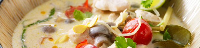 THAILÄNDISCHE GERICHTE