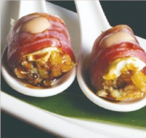 23. TUNA FLOWER ROLL