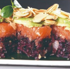 126. BLACK SAUDADE MANDORLE