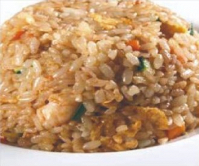 175. RISO SALTATO CON GAMBERI* VERDURE E UOVA