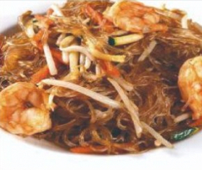 179. SPAGHETTI DI SOIA CON GAMBERI* E VERDURE