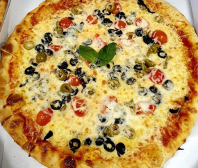 2. Pizza Mozzarela 33cm (1,7) 🥬