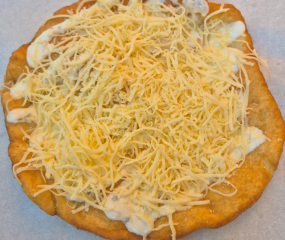 Tatarkový langoš (1,7)