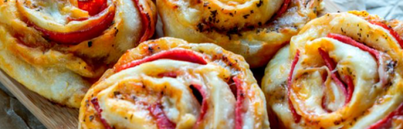 PIZZA ROLLS