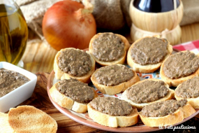 Crostini Toscani