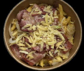 Hranolky so slaninou a syrom