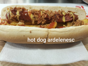 Hot Dog Ardelenesc