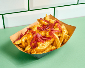 Nos Croustillantes Frites Maison avec Poutine