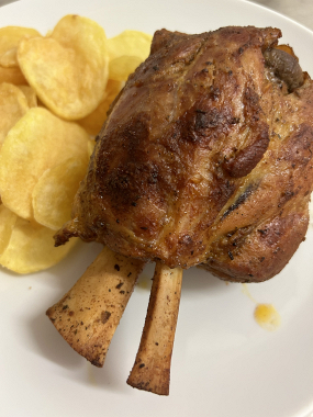 Stinco di maiale al forno