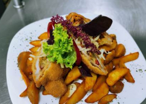 Bolognaival töltött sertéskaraj