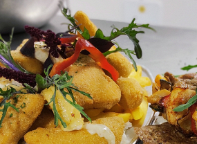 Rántott Camembert mandulás bundában