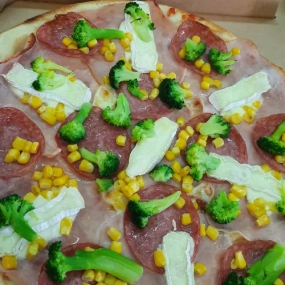 Pizza Brocoli