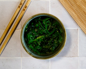 Salade de wakame et sésame 