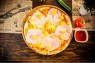 Pizza Hawaii uriașă