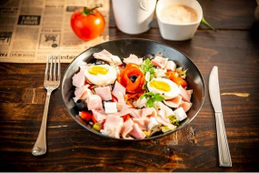 Salată Bulgărească