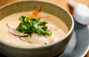 Tom kha 330ml (2,4,6,11)