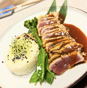 Tuna steak  180g (1,3,6,7,11)