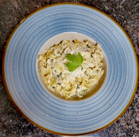 TAGLIATELLE CU GORGONZOLA ȘI SPANAC