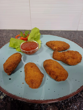 ARIPIOARE DE PUI PICANTE/NEPICANTE 