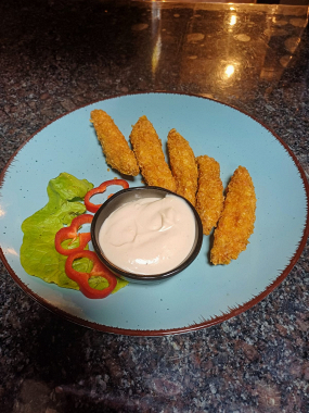 CRISPY PUI ȘI SOS GLEN