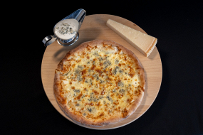 Pizza Quatro Formagi 50cm