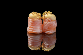 68.GUNKAN SALMONE FLAMBE 