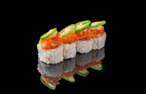 119 Avo spicy salmone	