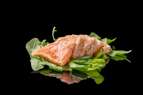 162.TATAKI SALMONE SCOTTATO