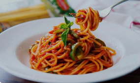 ŠPAGETI NAPOLI PIKANT