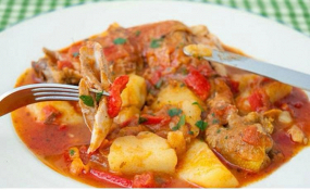 Četvrtak - PAPRIKAŠ