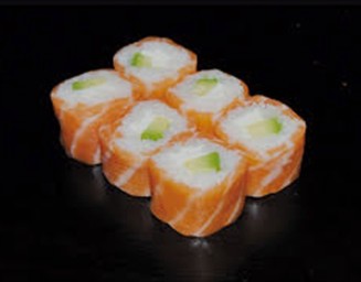 SAUMON ROLLS