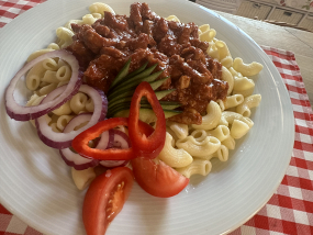 Marhapörkölt galuskával