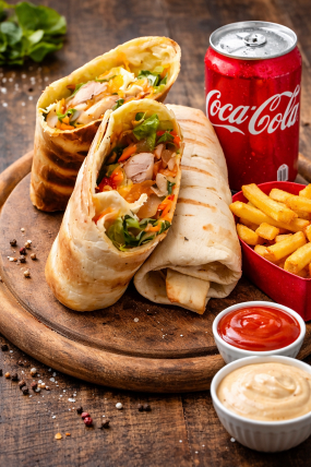 Gyros-os Csirkés Wrap Menüben