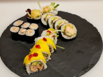 ZESTAWY SUSHI PODSTAWOWE