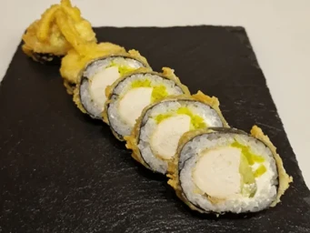 SUSHI TEMPURA MAKI (6 SZT.)